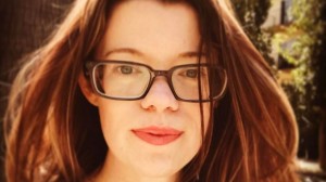 _97629989_eileen-carey_dark-hair_instagram.png